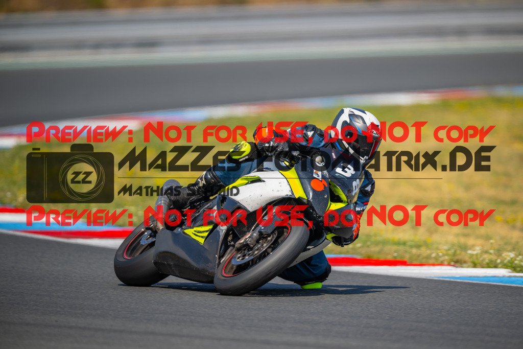 MaZZes-Fotomatrix-20260805-528394 | OPEN