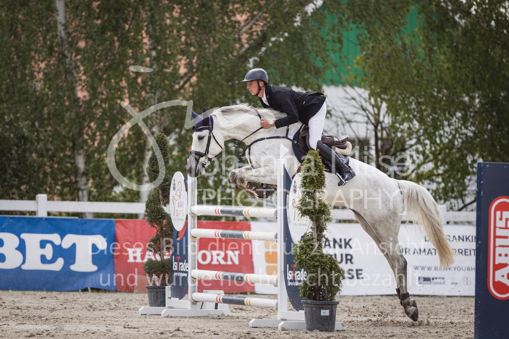 230520_MayDays_Youngster-M-335 | Deine schönsten Turniermomente als professionelle Fotos! Entdecke hochwertige Pferdesport-Fotografie im Online-Shop. Jetzt Fotos finden & bestellen!