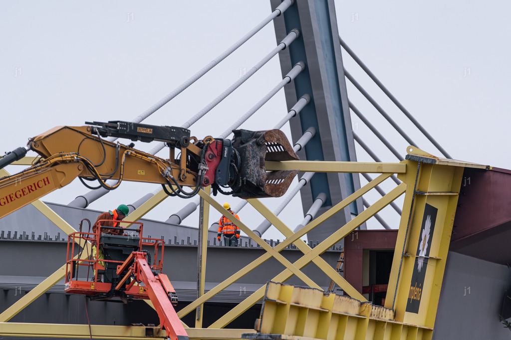 2024-12-12_J1_A6_Abbruch_076 | Luftbild, Drohne, Multicopter, Bayern, Luftbilder, Luftbildshop, Jan R. Schäfer, aerialphotography, Abzüge, Luftaufnahmen, J1-Luftbild, J1-Fotografie und Luftbildservice, Würzburg, fineart, Abzüge, Drucke, Glasdruck - Realisiert mit Pictrs.com
