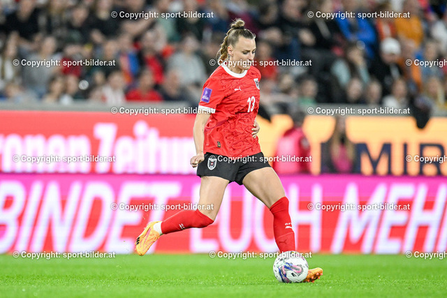 AUT, Fussball UEFA Frauen EM Qualifikation 2024-25 - Oesterreich vs Deutschland | 05.4.2024, Raiffeisen Arena Linz, AUT, UEFA Frauen EM Qualifikation 2024-25 - Oesterreich vs Deutschland, im Bild Virginia Kirchberger (AUT)


// UEFA Women's European Qualifiers 2024-25 Match between Austria and Germany in Linz, Austria on 2024/04/05