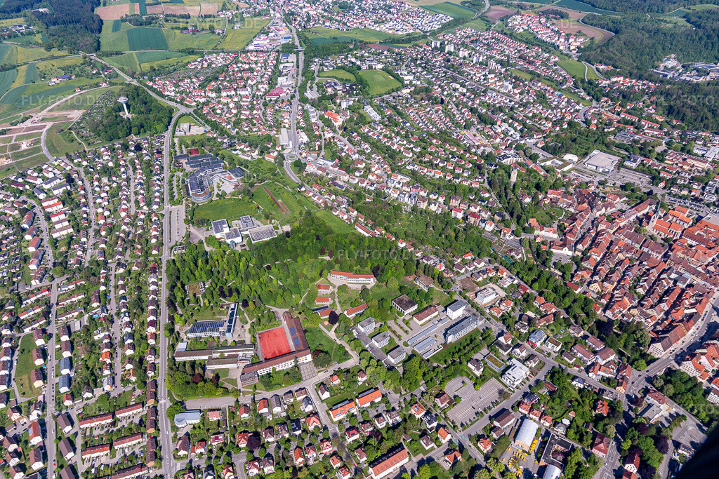 Luftbild: Schulenzentrum in Rottweil im Bundesland Baden-Württemberg in Deutschland. Foto: IMG_114483.jpg vom 30.05.2019 durch Werner Riehm/FLY-FOTO.de