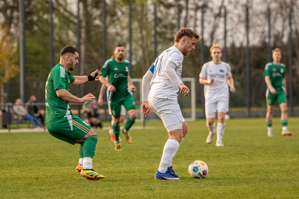 Fußball I Herren I Saison 2025-2026 I Landesliga Weser-Ems I 23. Spieltag I SFN Vechta - BW Lohne II I 01301 | jns.sportfotos - Realisiert mit Pictrs.com