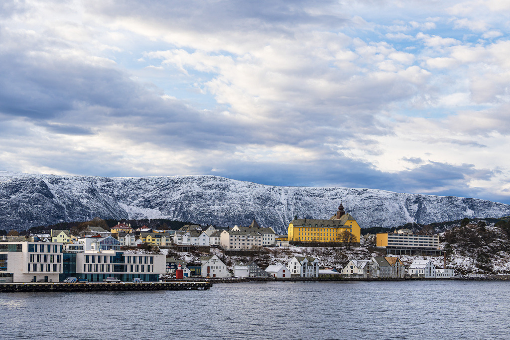 Blick auf die Stadt Ålesund in Norwegen | Blick auf die Stadt Ålesund in Norwegen.