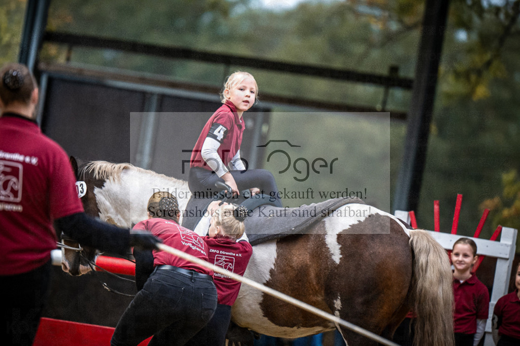 DOS_0289 | Entdecke hochwertige Reitturnierfotos von Foto Oger. Professionell, emotional und authentisch – jetzt Lieblingsmomente im Shop bestellen.Deutschlandweite Turnierfotografie. - Realisiert mit Pictrs.com