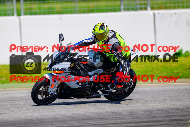 MaZZes_FotoMatrix_240520_6021986_1668 | INST