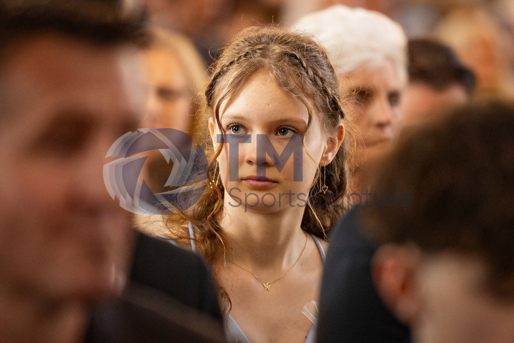 Trainproduction-20240519-1 | Firmung Klagenfurt-Dom 19.05.2024 10:30 Uhr