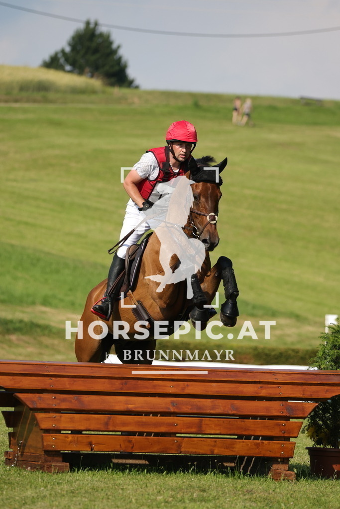 0P6A9276 | Willkommen bei Brunnmayr - Design & Fotografie – Ihrem Spezialisten für Reitturniere und Pferdeveranstaltungen in Oberösterreich, Salzburg und Bayern! Seit über 17 Jahren sind wir leidenschaftlich dabei.
