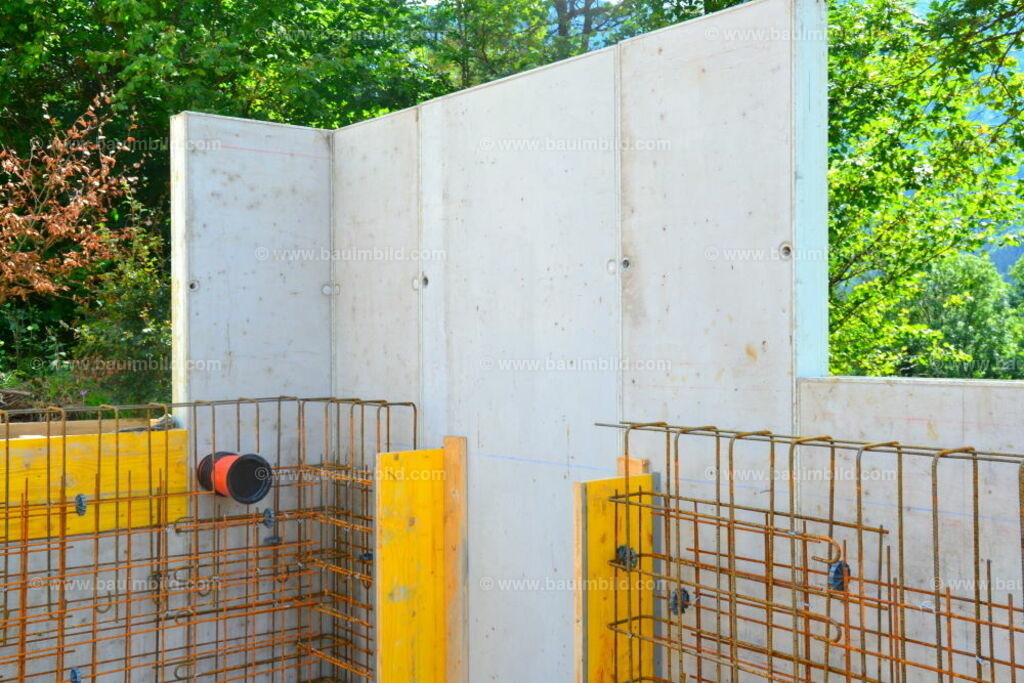 bib-lg04-betonarbeiten-0074 | Nach LV-Leistungsgruppen sortierte Detailfotos über den Bau eines Hauses. Alle Hausbau-Bilder direkt vom Urheber und Autor der Website Haus-Selber-Bauen.com