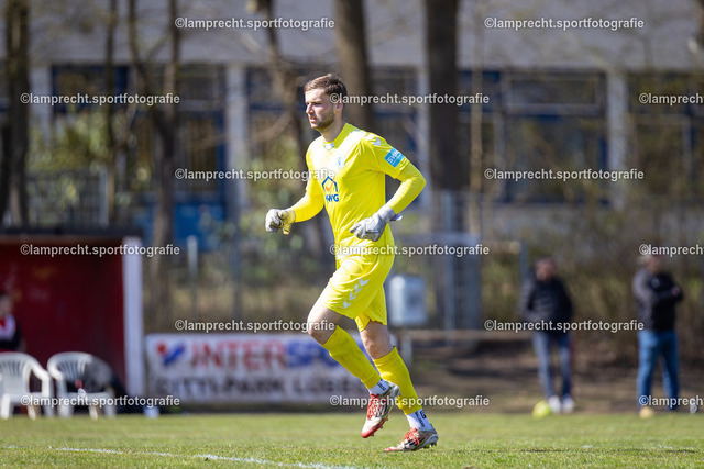Fußball I Junioren I Saison 2025-2026 I DFB-Nachwuchsliga I 8. Spieltag I JFV Lübeck - 1. FC Magdeburg 152 | Emil Strauß (30, 1. FC Magdeburg) - Realisiert mit Pictrs.com