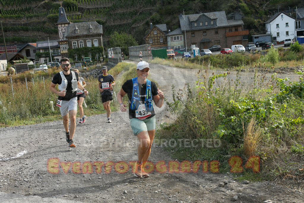250830_1009_EX1_9702 | Sportfotografie im Rhein-Sieg Kreis, Köln, Bonn, NRW, Rheinland Pfalz, Hessen, etc. Unser Tätigkeitsfeld umfasst den Laufsport vom Volkslauf über den Marathon, Duathlon, Triathon bis zum Ultralauf wie Kölnpfad Ultra oder Schindertrail.