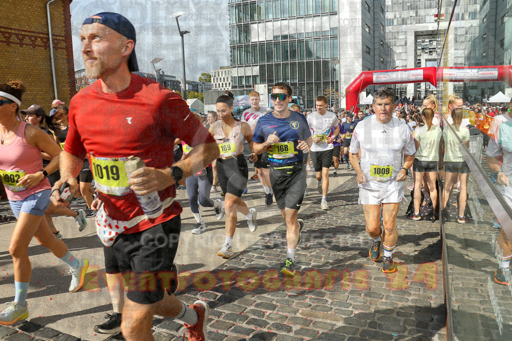 250920_1431_EX1_7321 | Sportfotografie im Rhein-Sieg Kreis, Köln, Bonn, NRW, Rheinland Pfalz, Hessen, etc. Unser Tätigkeitsfeld umfasst den Laufsport vom Volkslauf über den Marathon, Duathlon, Triathon bis zum Ultralauf wie Kölnpfad Ultra oder Schindertrail.