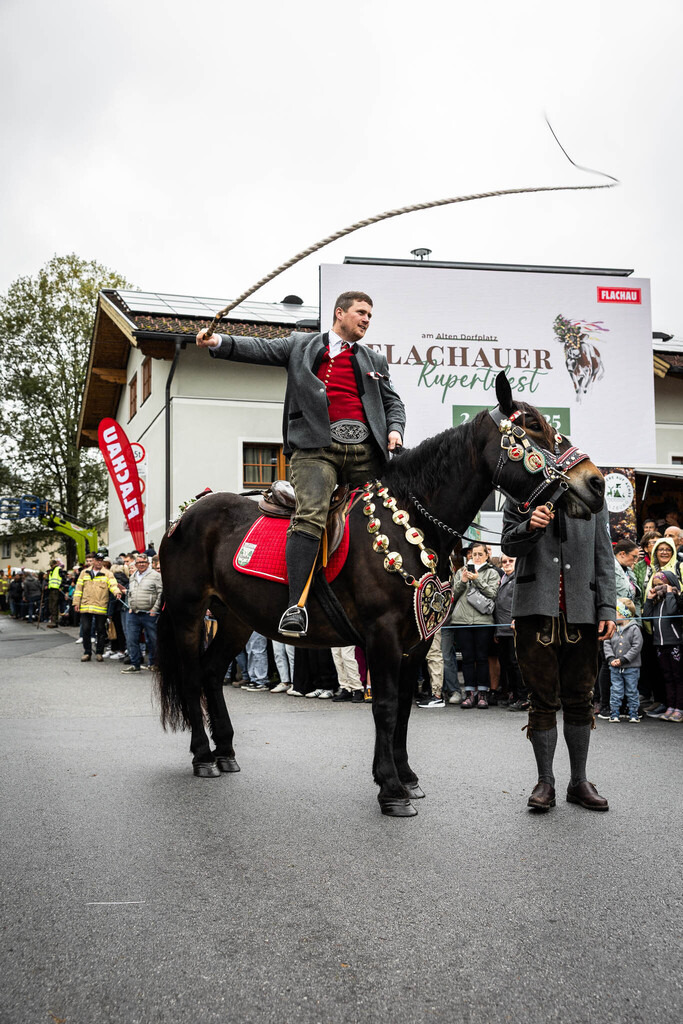Rupertifest_Flachau_2k25_Webauflösung-136 | Bildershop Chri Fischbacher - Realisiert mit Pictrs.com