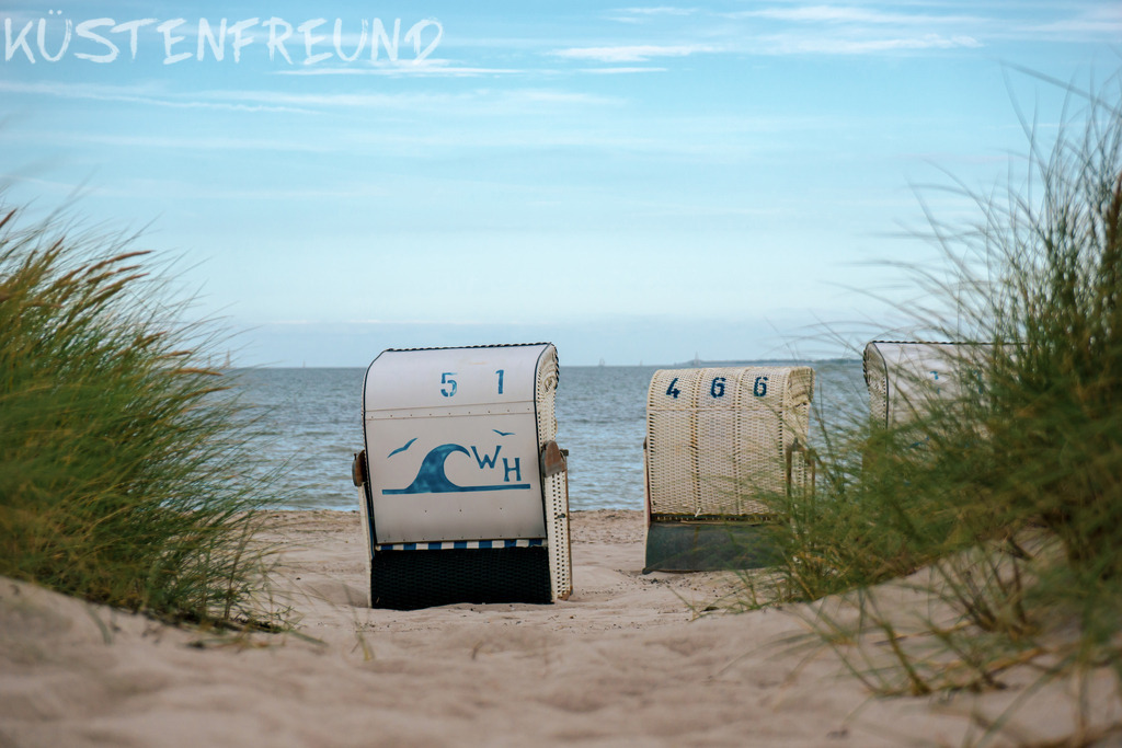 Strandkörbe Heiligenhafen | Entdecke deine Lieblingslandschaft von der Küste – auf Ostsee Leinwand, Nordsee Leinwand, Alu Dibond oder Acrylglas, passend für jeden Geschmack und Raum.