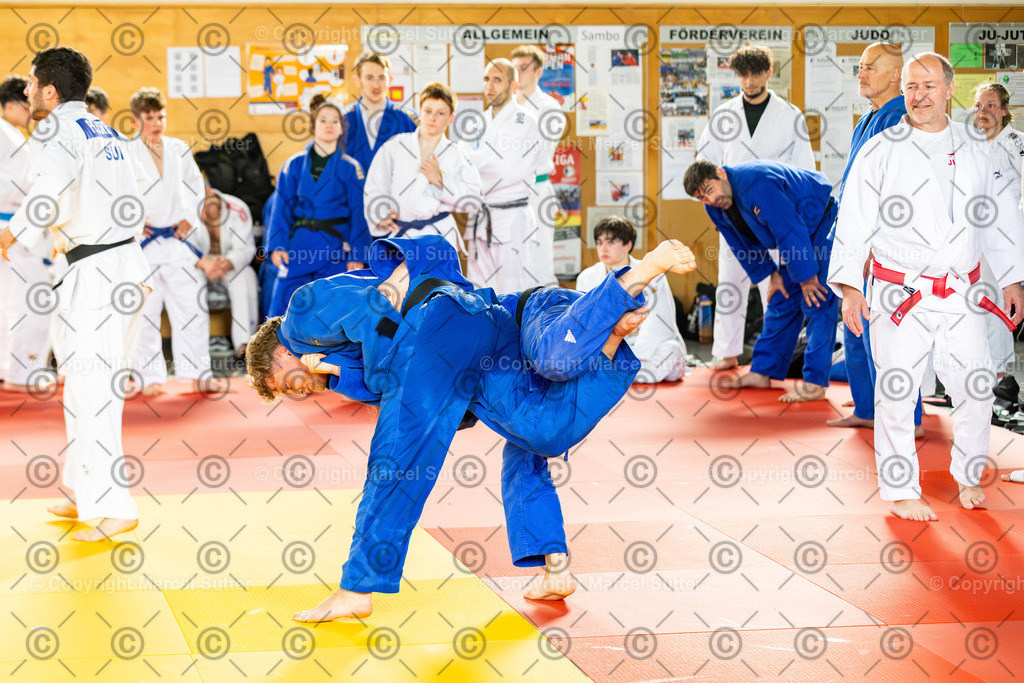 20250419-165140-_G2A7407-Verbessert-RR-MarcelSutter | Finde und bestelle deine Sport- und Eventfotos in höchster Qualität. Professionelle Aufnahmen von Wettkämpfen, Veranstaltungen und Outdoor-Events – schnell und einfach online bestellen. - Realisiert mit Pictrs.com