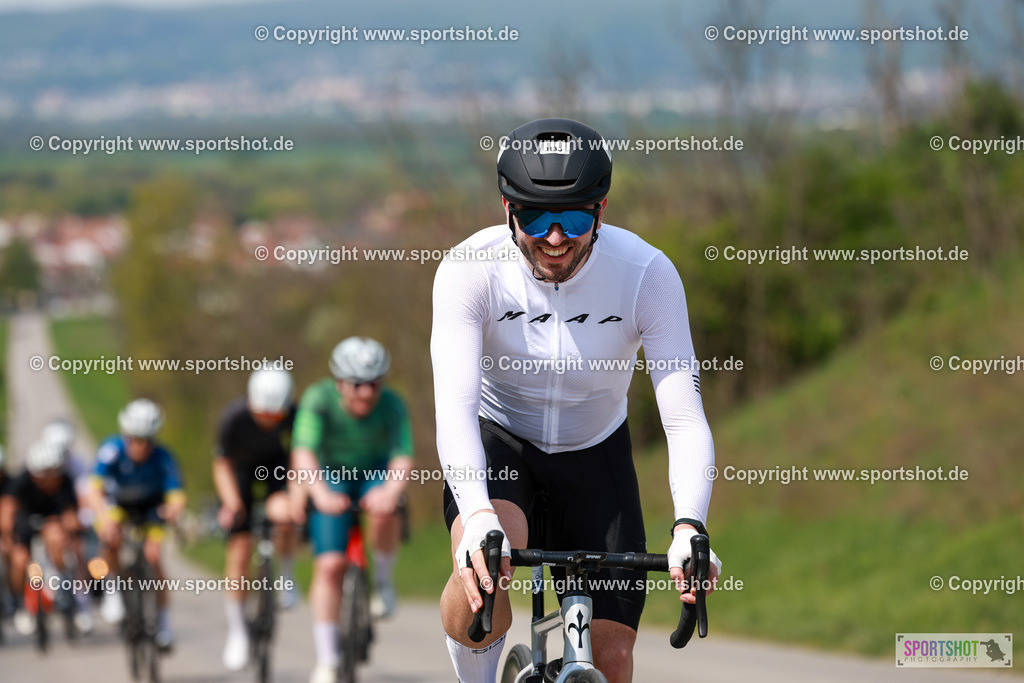 513_AR6_9764 | Neusiedlersee Radmarathon 2026@sportshot_your_pictrs #yourpictures#roadtowm2029 #nrm #neusiedlerseeradmarathon #neusiedlersee #neusiedlerseetourismus #burgenland #mörbisch #nrm26 #burgenlandtourismus #voglundco #poweredbyburgenlandtourismus #radsport #rad #marathon #ucigranfondo #visitburgenland #ucigranfondoworldseries