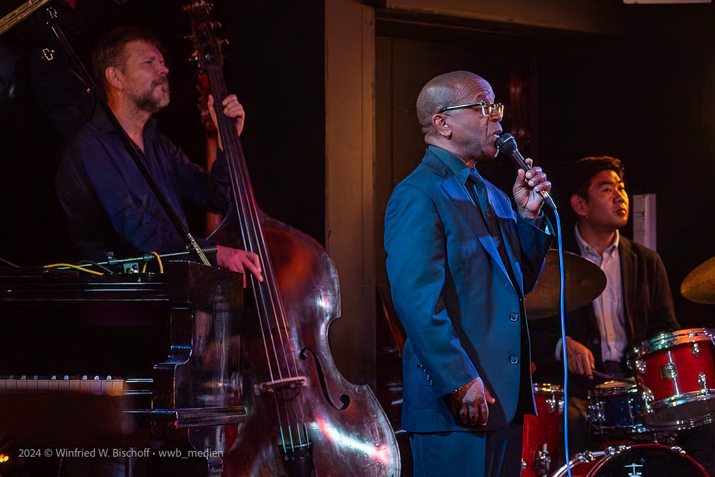 wwb-2411-0310 | <Fotografie> <Video> <Film> <Winfried Bischoff> - Realisiert mit Pictrs.com