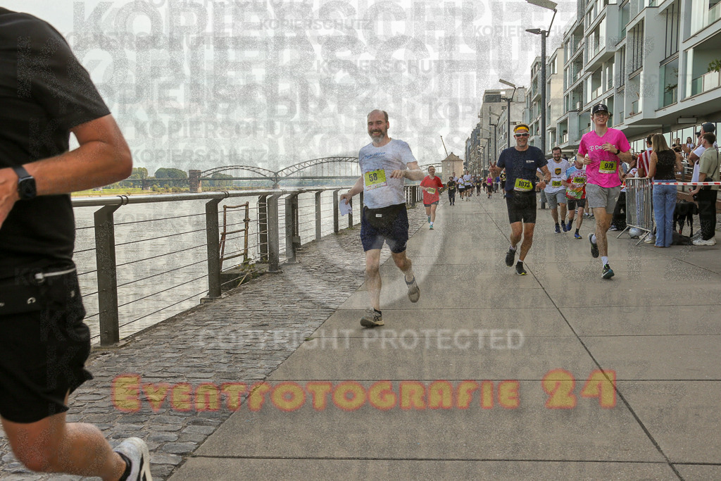 250920_1451_EX1_7933 | Sportfotografie im Rhein-Sieg Kreis, Köln, Bonn, NRW, Rheinland Pfalz, Hessen, etc. Unser Tätigkeitsfeld umfasst den Laufsport vom Volkslauf über den Marathon, Duathlon, Triathon bis zum Ultralauf wie Kölnpfad Ultra oder Schindertrail.