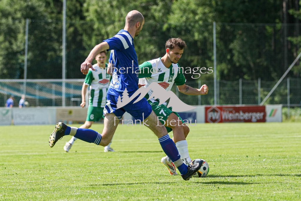 993T7580 | Medien- Sport- Entertainmentfotos