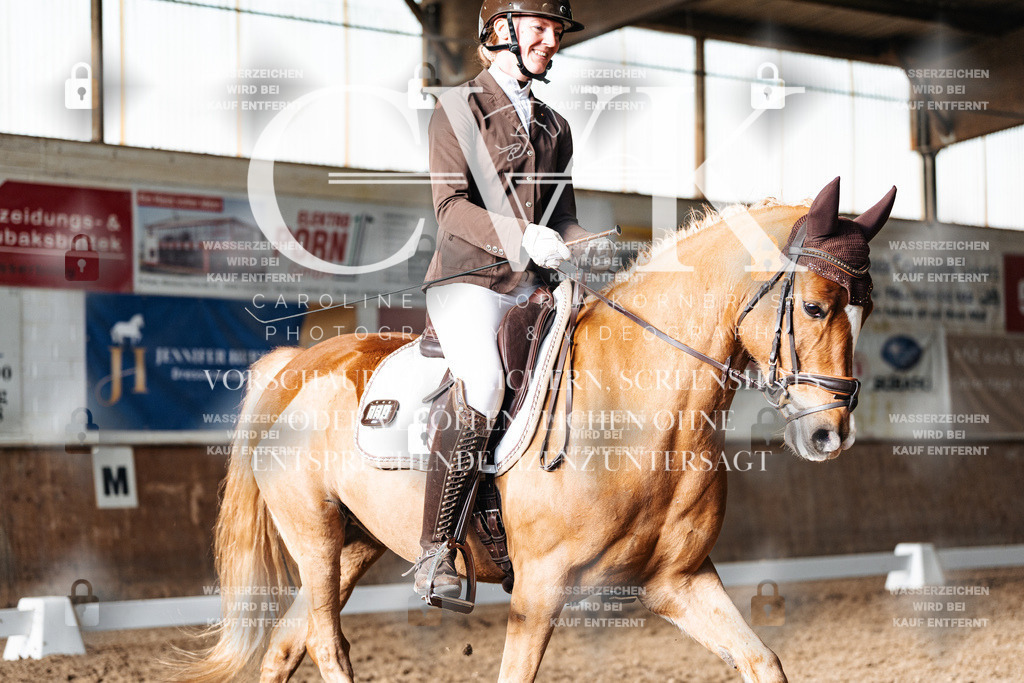 CK902896 | Turnierfotografie Pferdefotografie Trier Rheinland-Pfalz Pferdesport Reitsport Tierfotografie Sportfotografie Pferdevideo Pferdevideografie Equestrianvideography equestrianphotography  - Realisiert mit Pictrs.com