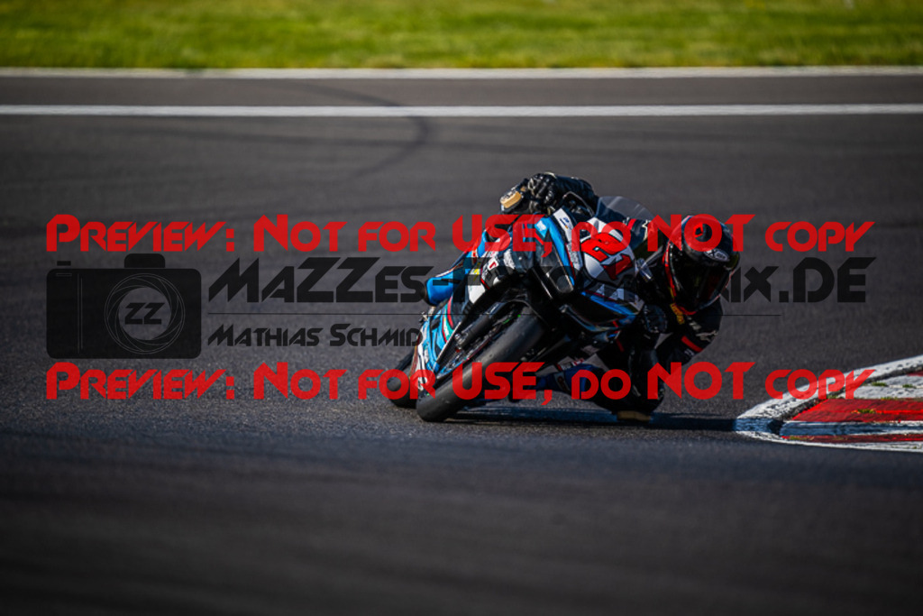 MaZZes_FotoMatrix_220507_90019 | Fotograf Mathias Schmid
Sportfotograf,
Eventfotograf,
Hochzeitsfotograf,
Portraitfotograf