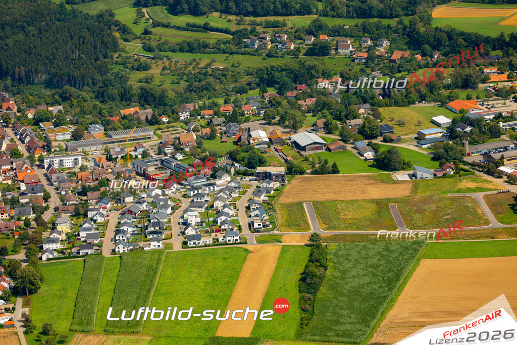 Das Luftbild zeigt :  Dornhan - Die Luftaufnahme wurde 2024 vom UL-Flugzeug aus erstellt ( keine Drohne ) - Hochauflösende Luftaufnahme - Für grossformatige Ausdrucke geeignet. Die Geschenkidee !Mit Lizenz und Bildrechte bestellbar