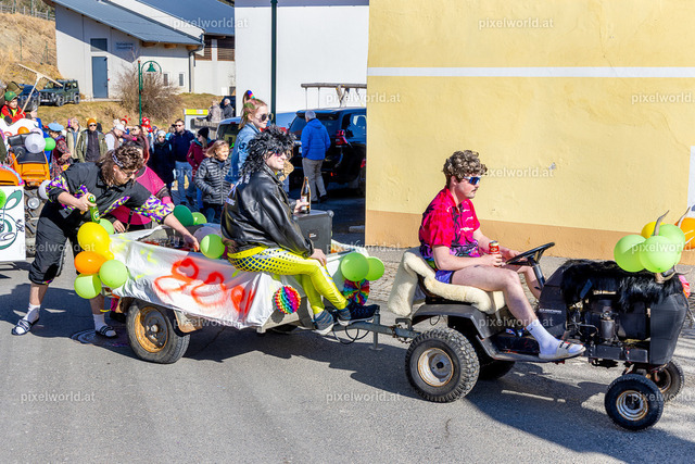 Bärentreiben in Steuerberg | Bildershop von pixelworld.at - Realisiert mit Pictrs.com