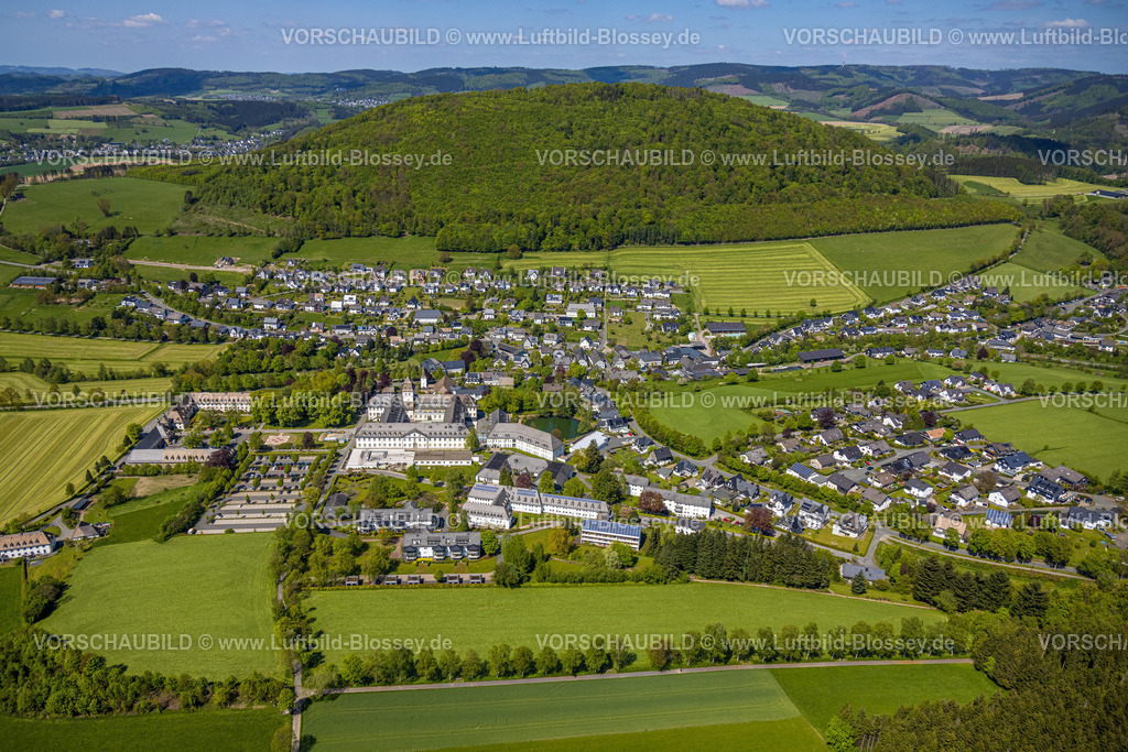 Schmallenberg230506433 | Luftbild, Ortsansicht mit Kloster Grafschaft, Fachkrankenhaus Kloster Grafschaft, Grafschaft, Schmallenberg, Sauerland, Nordrhein-Westfalen, Deutschland