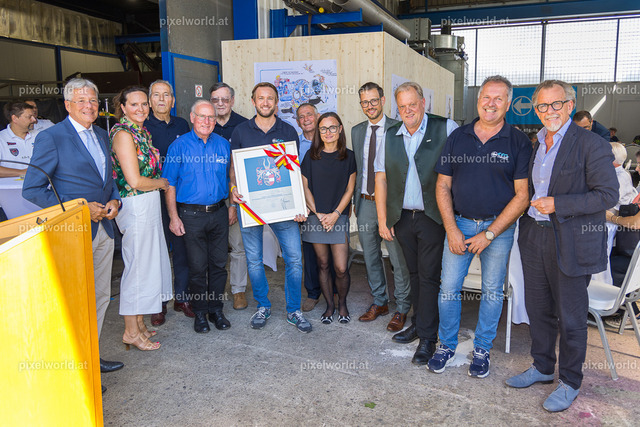 Verleihung des Kärntner Landeswappen an die Firma EFG | Bildershop von pixelworld.at - Realisiert mit Pictrs.com