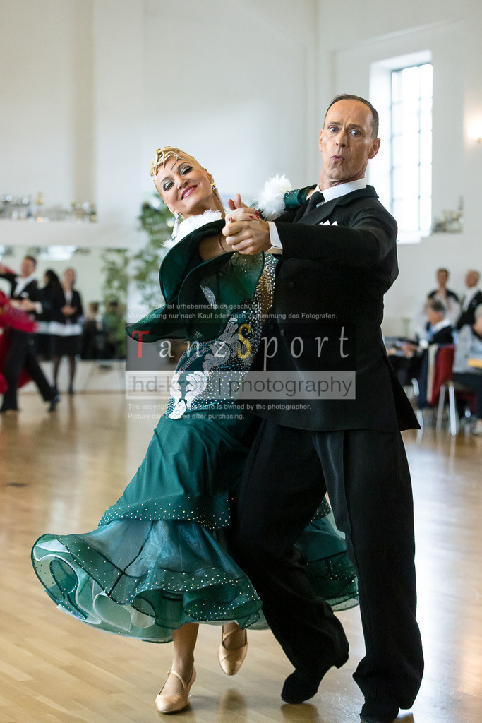 20240525_RL-Masters3-Std_6035 | Tanzsportbilder, Standardtanz, Lateintanz, WDSF, DTV, LTVB, dancecomp, goc, hessen tanzt, blaues band der spree, walzer, tango, wiener walzer, slowfox, quickstepp, samba, rumba, cha-cha-cha, paso doble. jive, hd-kroft photography, turniertanzsport