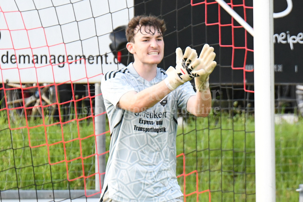  TSV Seebach : ASV Burglengenfeld | Enrico Birkner (TSV Seebach #22) Neuzugang SV Schalding/Heining U19 - Realisiert mit Pictrs.com