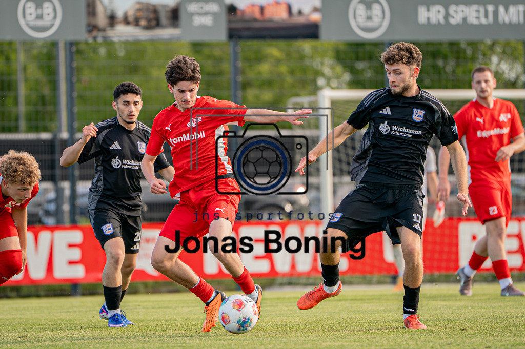 Fußball I Herren I Saison 2026-2027 I Testspiel  I VFL Oythe - VFL Stenum I 2955 | jns.sportfotos - Realisiert mit Pictrs.com