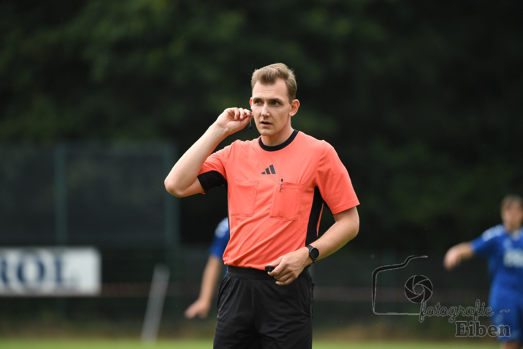 Sport-Duwe Cup | Sport-Duwe Cup Oldenburg; SSV Jeddenloh (weiß)-VFB Oldenburg (blau) am 05.07.2025 in Oldenburg (Sportanlage TuS Eversten), Photo: Philip Eiben 2025 - Realisiert mit Pictrs.com