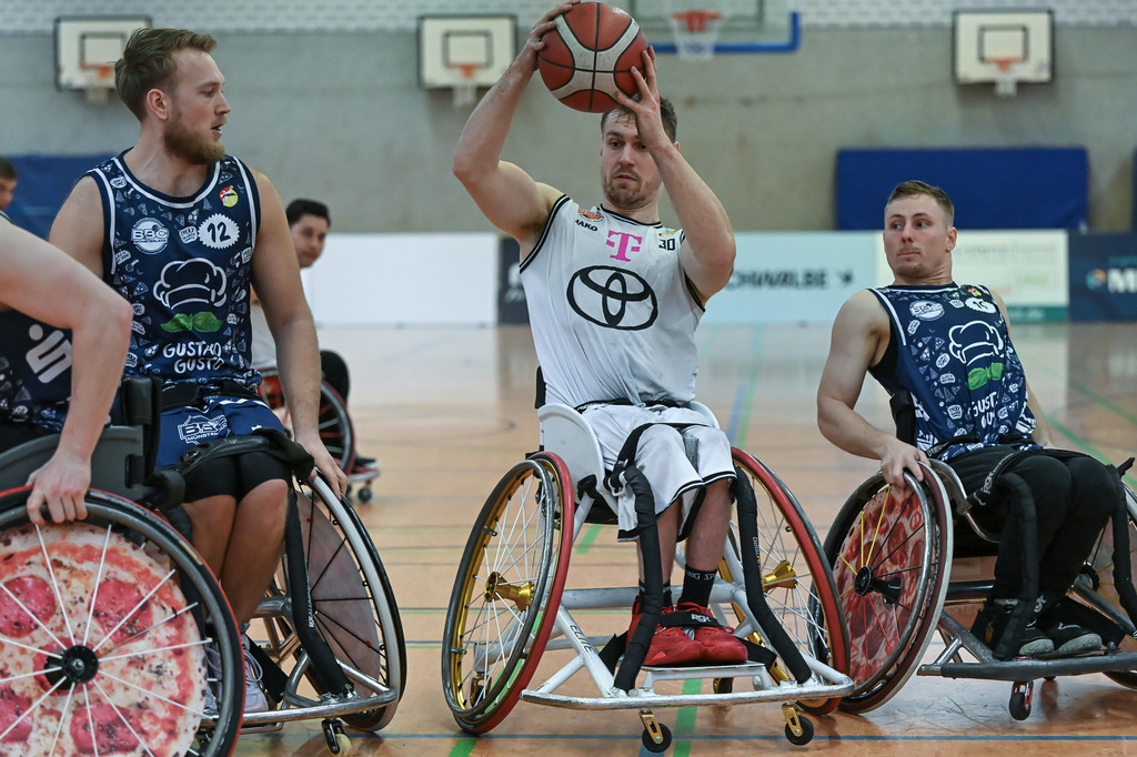 gml_038 | Fotos von Basketballspielen aus dem Raum NRW fotografiert von Gero Mueller-Laschet und Daniel Schaefer - Realisiert mit Pictrs.com