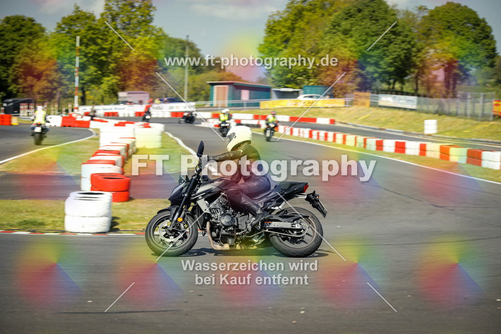 OBK_Mai_Martina_Markus-10519 | Hier findet Ihr Bilder von Touristenfahrten auf der Nürburgring Nordschleife oder von anderen Veranstaltungen die ich besucht habe. Viel Spass beim Durch Schauen 