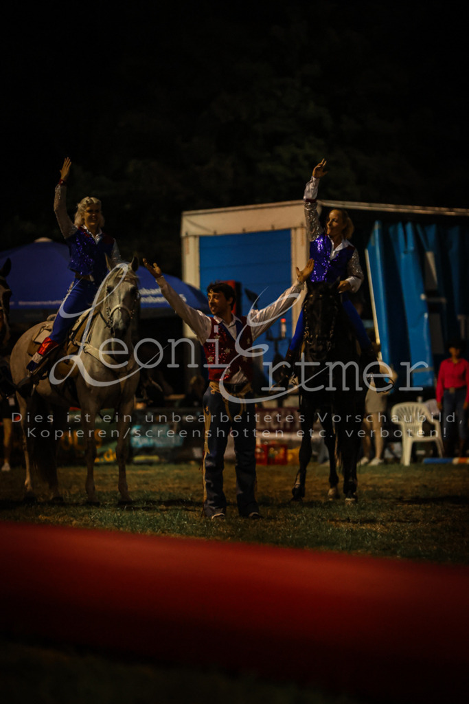 SaShow00352 | Leoni Ertmer Photography - Realisiert mit Pictrs.com