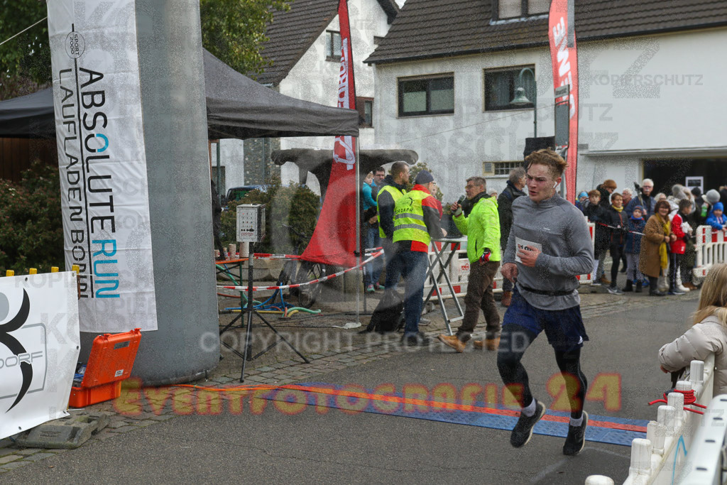 221127_1214_EV9_3436 | Sportfotografie im Rhein-Sieg Kreis, Köln, Bonn, NRW, Rheinland Pfalz, Hessen, etc. Unser Tätigkeitsfeld umfasst den Laufsport vom Volkslauf über den Marathon, Duathlon, Triathon bis zum Ultralauf wie Kölnpfad Ultra oder Schindertrail.