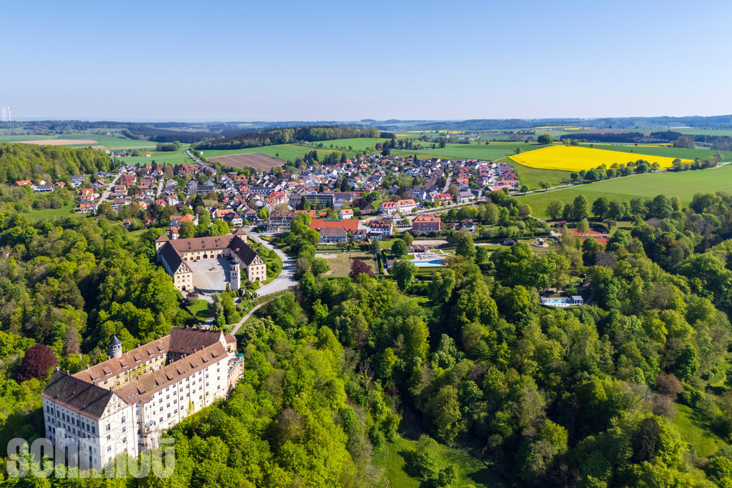 PS-Heligenberg-2026-01 | Entdecke die größte Bildgalerie der Region mit Fotografien aus dem Allgäu, der Bodenseeregion, Oberschwaben, dem Donautal und der Schwäbischen Alb. Landschaften, Luftaufnahmen und Reisefotografie als Wandbild und Fotokunst. - Realisiert mit Pictrs.com