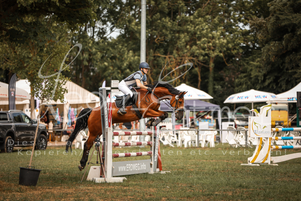 25.SaSpL00195 | Leoni Ertmer Photography - Realisiert mit Pictrs.com