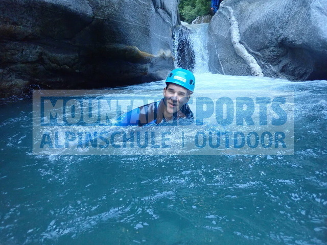P8150043 | Bestelle die Bilder deines Berg- oder Wasser-Abenteuers mit Mountain Sports bequem von zu Hause aus direkt über unseren Online Fotoshop von pictrs.com. - Realisiert mit Pictrs.com