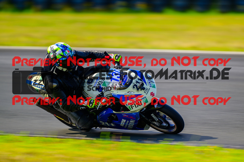 MaZZes_FotoMatrix_240725_6007705_7710 | BLAU