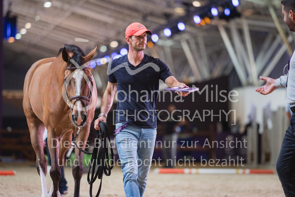 230215_Riyadh_Vet-Check-118 | Deine schönsten Turniermomente als professionelle Fotos! Entdecke hochwertige Pferdesport-Fotografie im Online-Shop. Jetzt Fotos finden & bestellen!