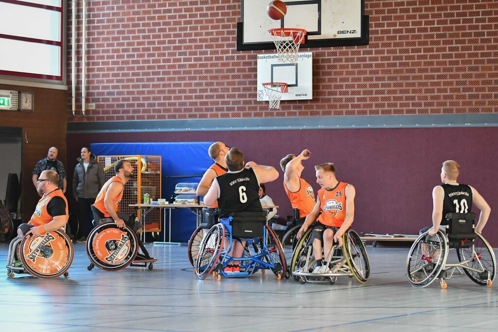 2025-02-15-0250 | Ralph Kunze - Realisiert mit Pictrs.com