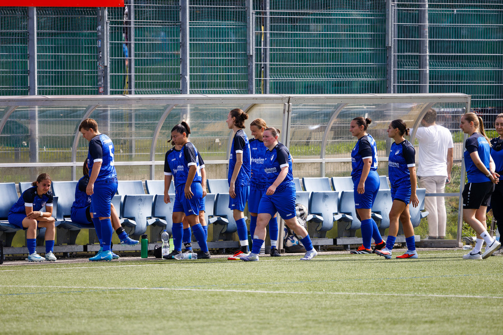 FCHMÜN_250907_6566 | Fotopresso – Sportfotografie in Heidenheim & Umgebung. Professionelle Sportfotografie für unvergessliche Momente. Dynamische Action-Shots, emotionale Szenen & hochwertige Bilder. - Realisiert mit Pictrs.com