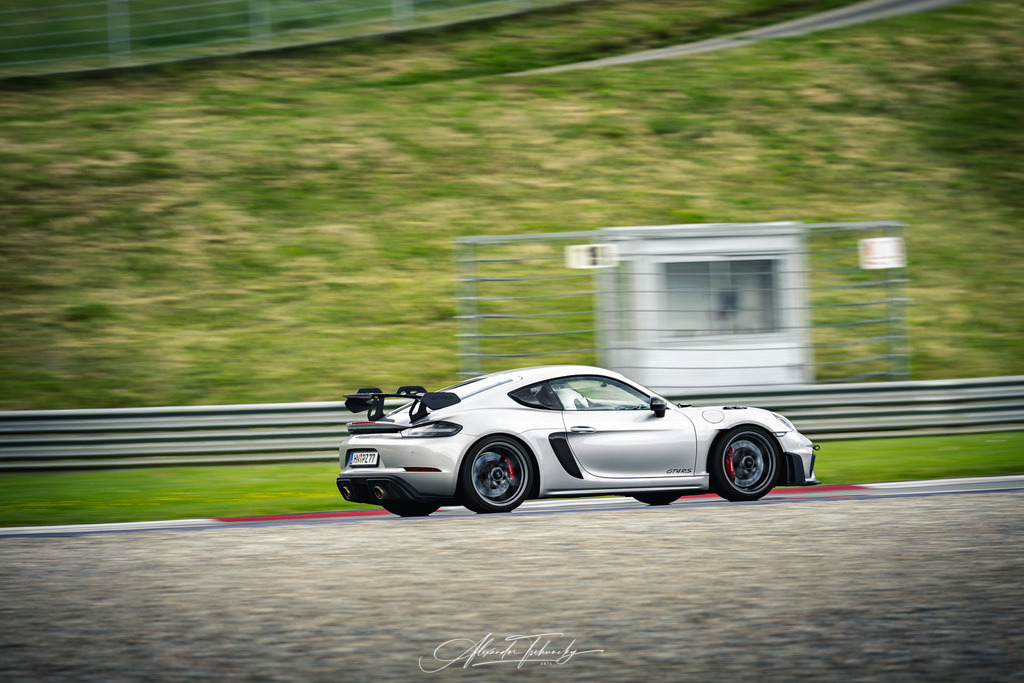 R6PZ1413 _Alexander Tschuncky | Entdecken Sie die faszinierende Welt von Alexander Tschuncky Arts: Kreative Fotografie, atemberaubende Automobilkunst und hochwertiger Bilderdruck. Lassen Sie sich inspirieren! - Realisiert mit Pictrs.com