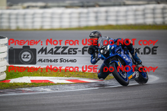 MaZZes_FotoMatrix_240830_6007705_0034 | R7