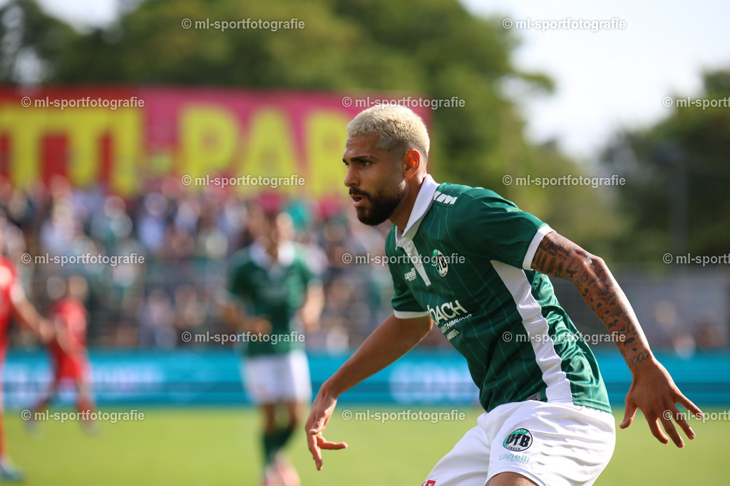 Fußball I Herren I Saison 2025/2026 I Regionalliga Nord I 10. Spieltag I VfB Lübeck - FSV Schöningen | ml-sportfotografie - Realisiert mit Pictrs.com