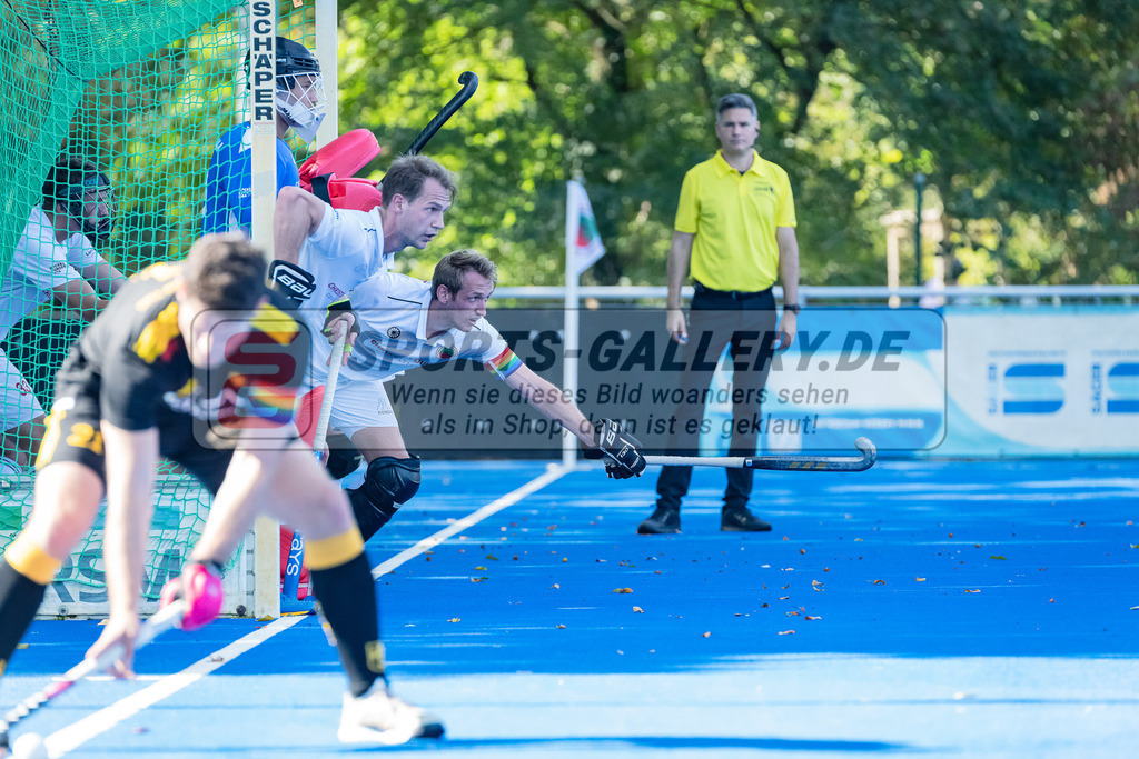 HK_20231001_104967 | 1.Bundesliga Herren Crefelder HTC - Harvestehuder THC am 1.10.2023 CHTC, Krefeld , Niklas Wellen ( Crefelder HTC 10 ) , Linus Michler ( Crefelder HTC #7 )