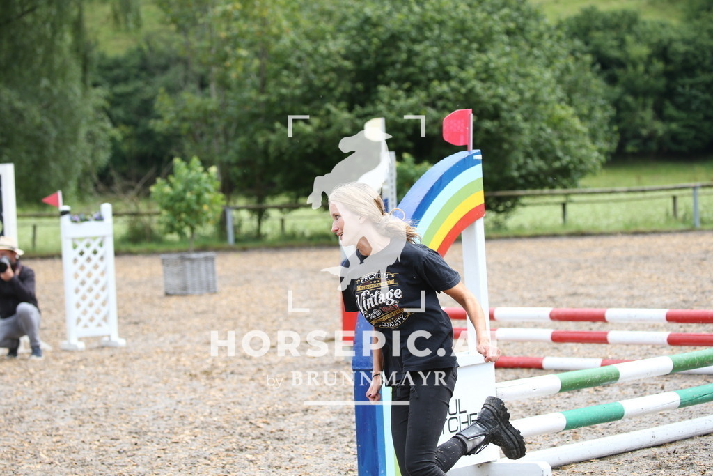 DL2Q3547 | Willkommen bei Brunnmayr - Design & Fotografie – Ihrem Spezialisten für Reitturniere und Pferdeveranstaltungen in Oberösterreich, Salzburg und Bayern! Seit über 17 Jahren sind wir leidenschaftlich dabei.