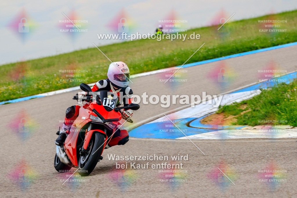 MotoTeam-1732 | Hier findet Ihr Bilder von Touristenfahrten auf der Nürburgring Nordschleife oder von anderen Veranstaltungen die ich besucht habe. Viel Spass beim Durch Schauen 