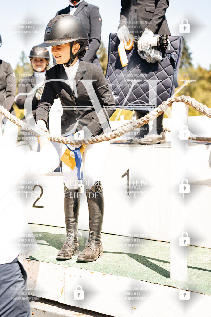 CK704943 | Turnierfotografie Pferdefotografie Trier Rheinland-Pfalz Pferdesport Reitsport Tierfotografie Sportfotografie Pferdevideo Pferdevideografie Equestrianvideography equestrianphotography  - Realisiert mit Pictrs.com